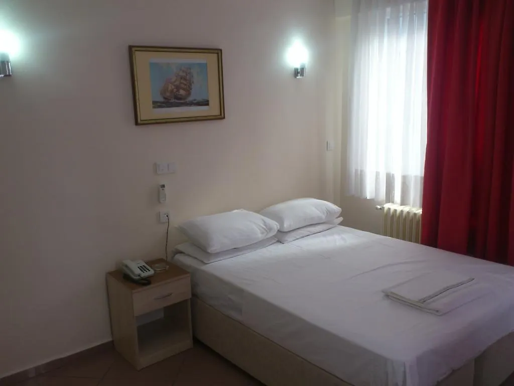 Nice Hotel Стамбул